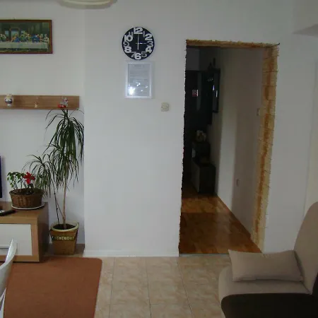 Apartament Adriana *