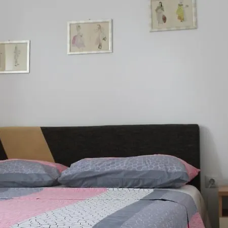 Apartment Adriana *